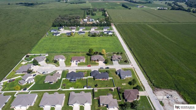461 S Deer Creek Place, Columbus, NE 68601