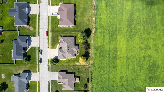 461 S Deer Creek Place, Columbus, NE 68601