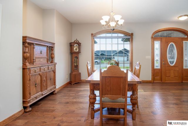 461 S Deer Creek Place, Columbus, NE 68601