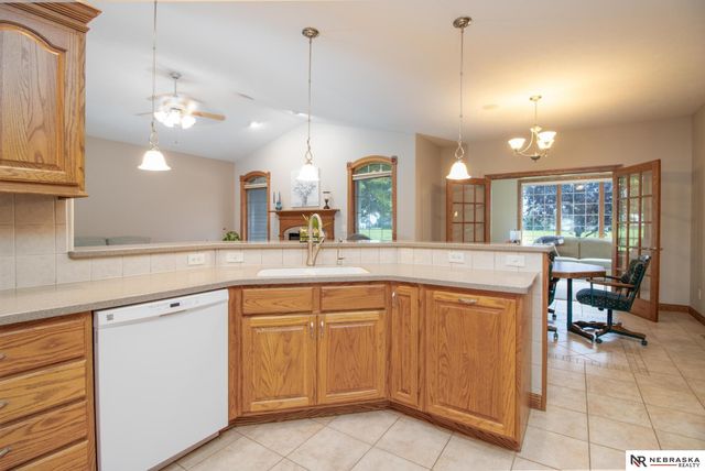 461 S Deer Creek Place, Columbus, NE 68601
