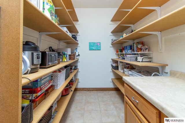 461 S Deer Creek Place, Columbus, NE 68601