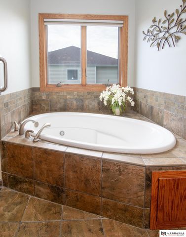 461 S Deer Creek Place, Columbus, NE 68601