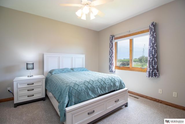 461 S Deer Creek Place, Columbus, NE 68601