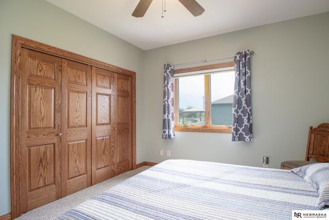 461 S Deer Creek Place, Columbus, NE 68601