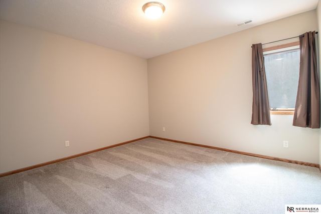 461 S Deer Creek Place, Columbus, NE 68601