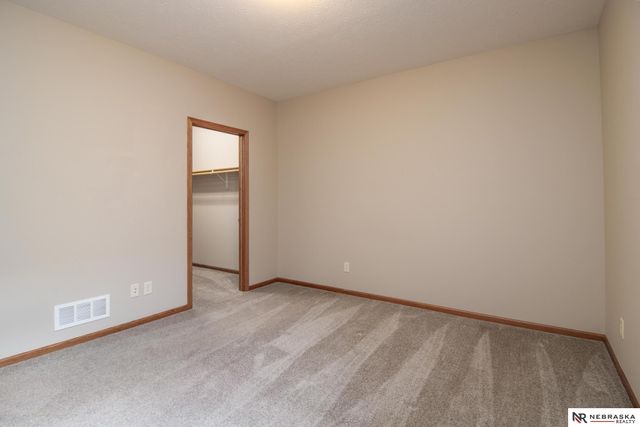 461 S Deer Creek Place, Columbus, NE 68601