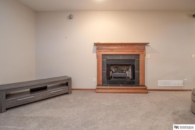 461 S Deer Creek Place, Columbus, NE 68601