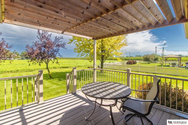 461 S Deer Creek Place, Columbus, NE 68601