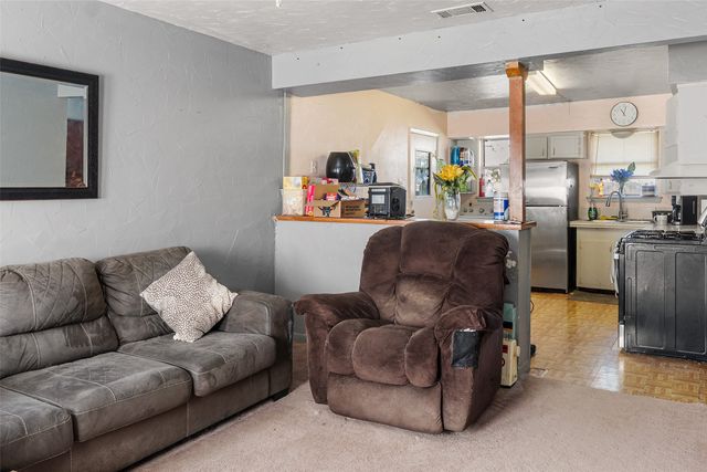 1129 Ridgeview Street, Mesquite, TX 75149