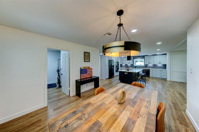 4710 Sylvia Lane, Manvel, TX 77578