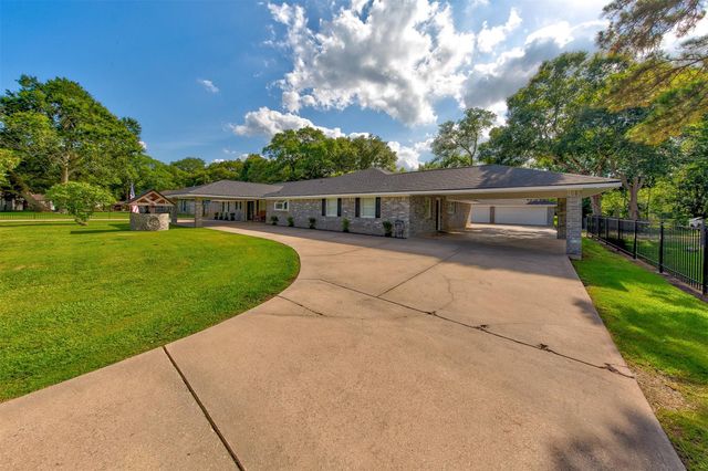 4710 Sylvia Lane, Manvel, TX 77578