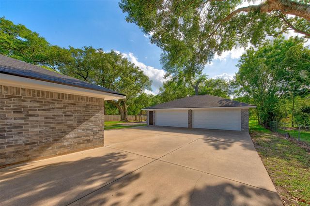 4710 Sylvia Lane, Manvel, TX 77578