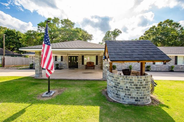 4710 Sylvia Lane, Manvel, TX 77578