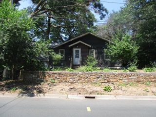 5261 Twin Lake Boulevard E, Brooklyn Center, MN 55429