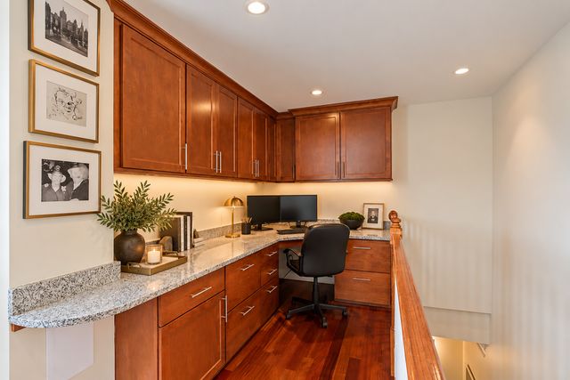 3241 N CLIFTON Avenue 3, Chicago, IL 60657