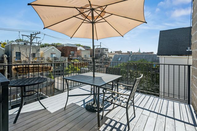 3241 N CLIFTON Avenue 3, Chicago, IL 60657