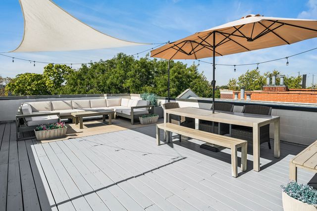 3241 N CLIFTON Avenue 3, Chicago, IL 60657