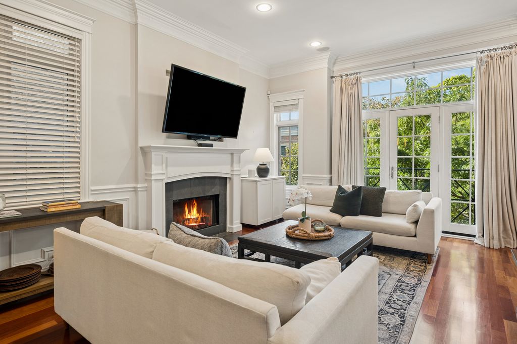 3241 N CLIFTON Avenue 3, Chicago, IL 60657 — photo 4