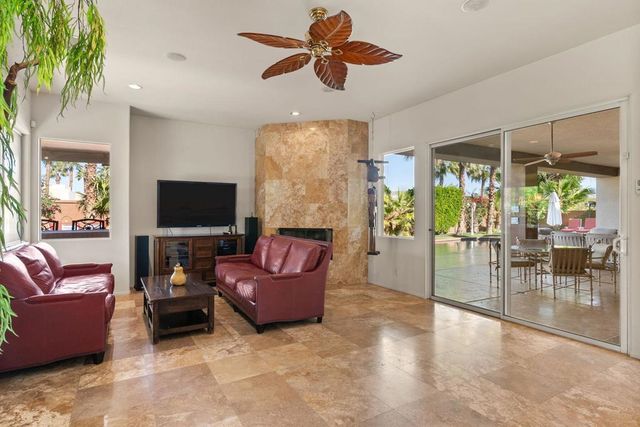 18 Calais Circle, Rancho Mirage, CA 92270