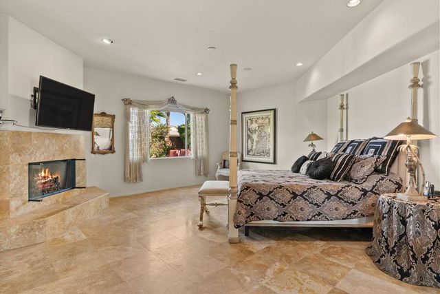 18 Calais Circle, Rancho Mirage, CA 92270