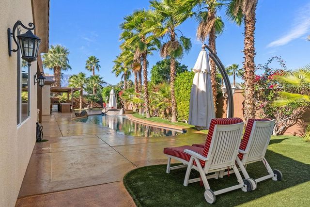 18 Calais Circle, Rancho Mirage, CA 92270