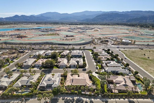 18 Calais Circle, Rancho Mirage, CA 92270