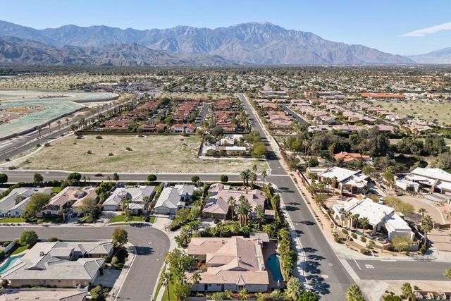 18 Calais Circle, Rancho Mirage, CA 92270