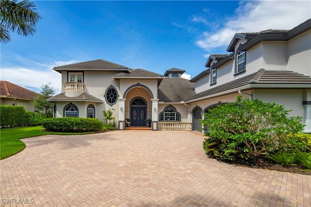 649 Bow Line DR, Naples, FL 34103