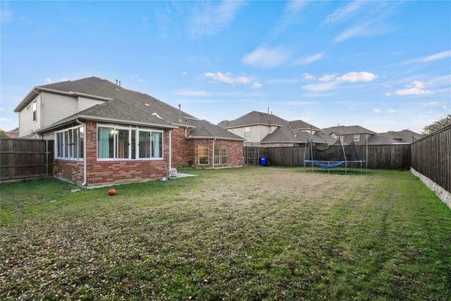 1224 Warbler Drive, Forney, TX 75126