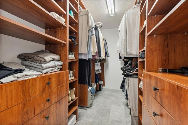 2400 Presidential Way 1006, West Palm Beach, FL 33401