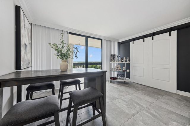2400 Presidential Way 1006, West Palm Beach, FL 33401