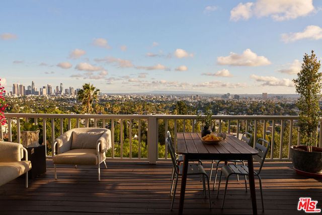 3506 Carnation Avenue, Los Angeles, CA 90026