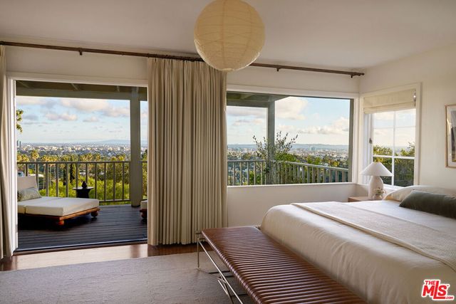 3506 Carnation Avenue, Los Angeles, CA 90026