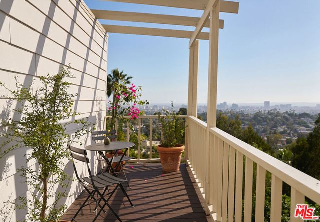3506 Carnation Avenue, Los Angeles, CA 90026