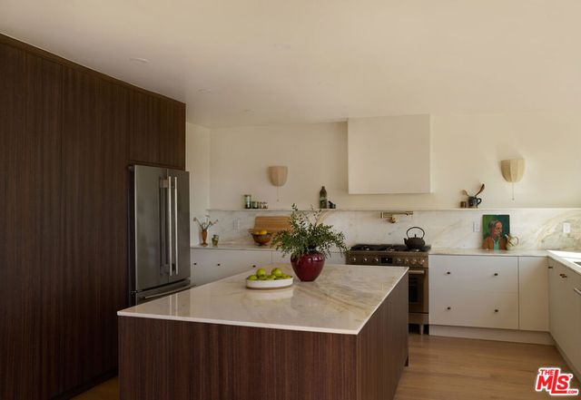 3506 Carnation Avenue, Los Angeles, CA 90026
