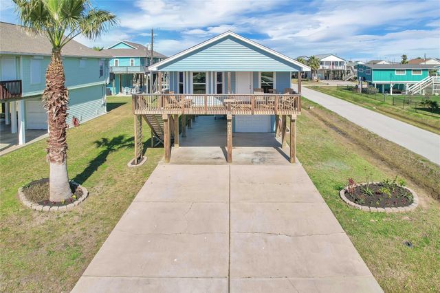 4023 Grayson Dr, Galveston, TX 77554