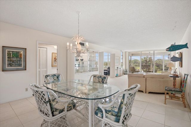 806 Cypress Boulevard 408, Pompano Beach, FL 33069