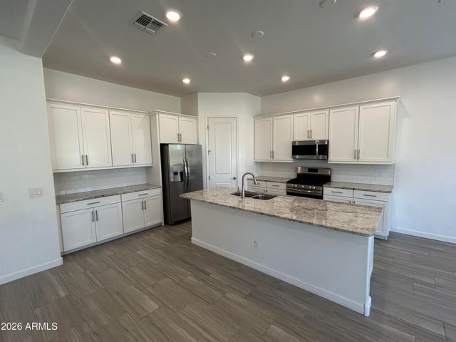 16776 W VEREDA SOLANA Drive, Surprise, AZ 85387