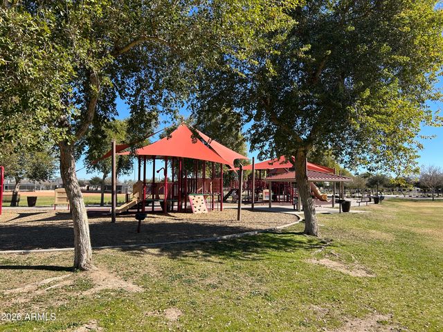 16776 W VEREDA SOLANA Drive, Surprise, AZ 85387