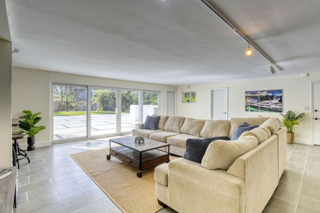 600 SW 12th Street, Fort Lauderdale, FL 33315
