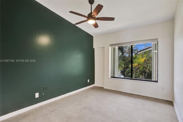 2689 NE 165th St 56, North Miami Beach, FL 33160