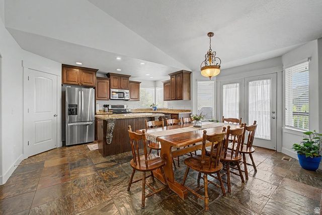 632 N BADGER, Saratoga Springs, UT 84045