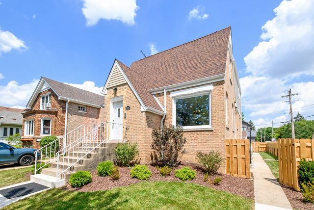 3335 Sunnyside Avenue, Brookfield, IL 60513