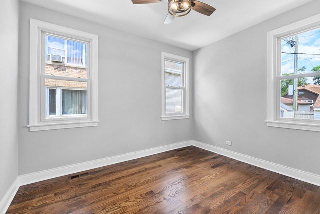 3335 Sunnyside Avenue, Brookfield, IL 60513
