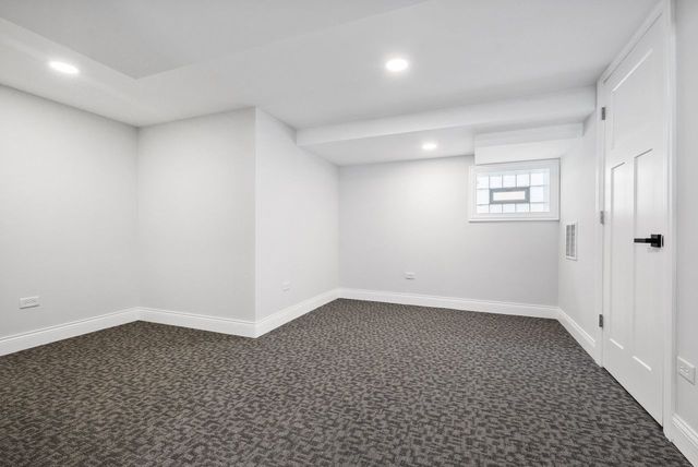 3335 Sunnyside Avenue, Brookfield, IL 60513