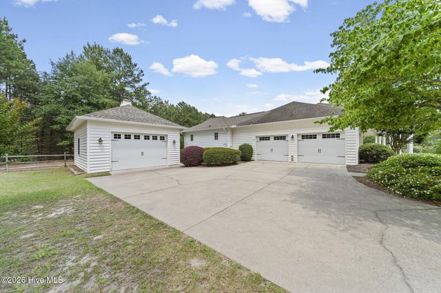 139 Broken Ridge Trail, West End, NC 27376