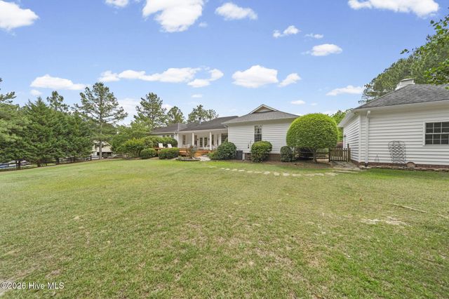 139 Broken Ridge Trail, West End, NC 27376