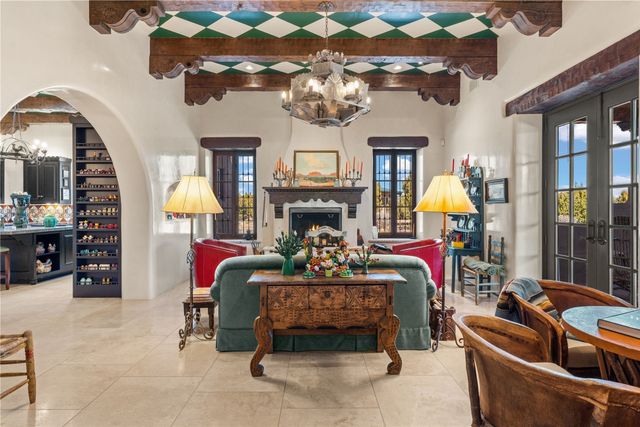 165 Tano Road, Santa Fe, NM 87506