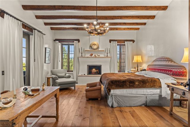 165 Tano Road, Santa Fe, NM 87506