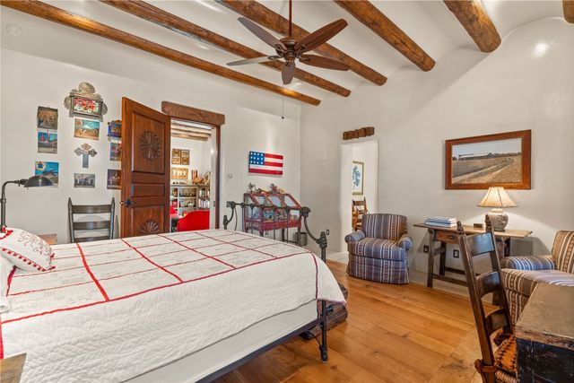 165 Tano Road, Santa Fe, NM 87506